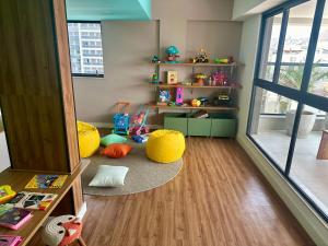 Downtown 2 Suites Piscina, ar, academia, cowork e vaga