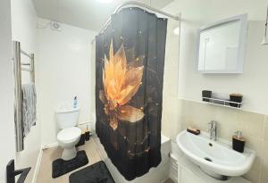 Cosy 2 bed flat Near East Croydon