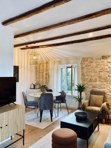 The Village View Apartment