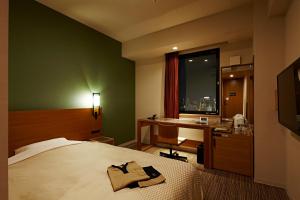Candeo Hotels Matsuyama Okaido