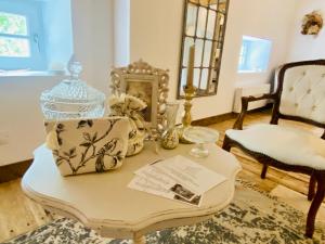 B&B / Chambres d'hotes Le Domaine des Tilleuls : photos des chambres