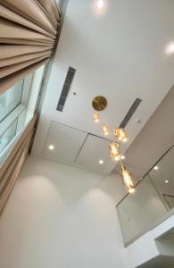 The Maisonette - Stylish Duplex next to Amex