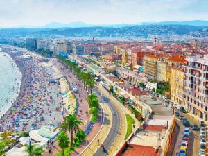 Appartements Beautiful 4 rooms sea airport : photos des chambres
