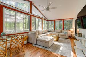 8 Mi to Ocean City Warm and Cozy 3BR Home