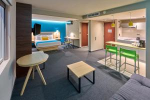 City Express by Marriott Toluca - 3-star hotels in Toluca