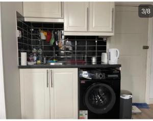 Studio Flat London NW11