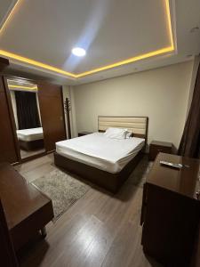 2 beds apartment just renovated in the heart of Madinaty families or singles