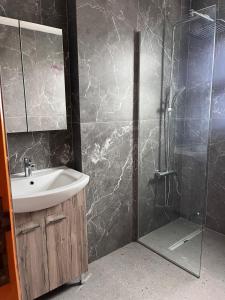 Queen Eyridiki Luxury Villa 1