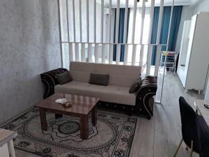 Astara Terrace Apart 01-45