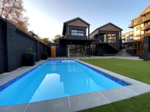 Yang Suite A - Modern Apartment