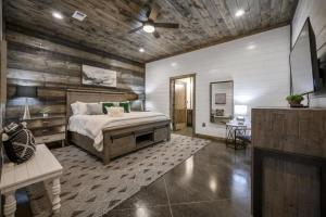 Ultra Lux 5 Bedrooms Hot tub Close to Casino