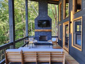 Pinnacle Place - The Height of Mountain Living