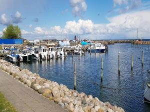 6 person holiday home in Rudkøbing-By Traum