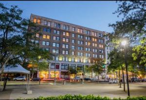 Charming 2 Bedroom Loft