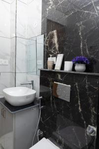 Nomad 2BHK by Luxury Heights