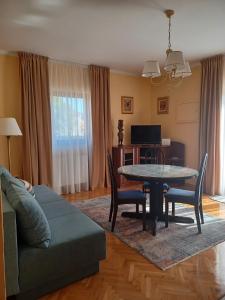 Apartments with parking space Zadar - Diklo, Zadar - 5809