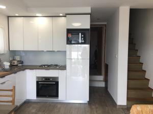 Family-friendly apartments with swimming pool Okrug Donji, Ciovo - 8072