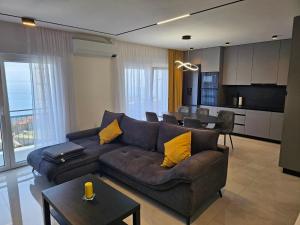 Family-friendly apartments with swimming pool Opatija - Volosko, Opatija - 15071