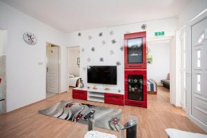 Apartments with parking space Gornji Karin, Novigrad - 23985