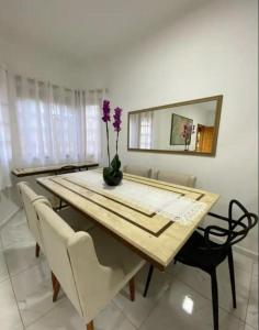 Linda casa em condominio