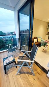 Modern apartment with pool, near Costanera beach