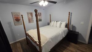 The 8th House of Fergueson