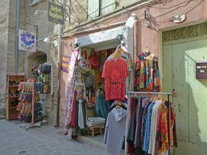 Maisons de vacances Attraktive und luxuriose Villa mit Pool-Jacuzzi : photos des chambres