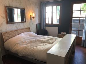 Maisons de vacances Attraktive und luxuriose Villa mit Pool-Jacuzzi : photos des chambres