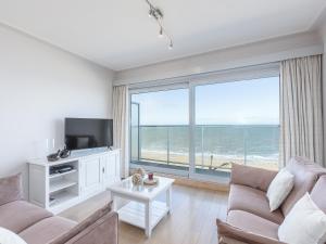 Studio with terrace and sea view