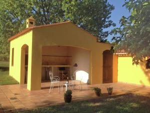 Maisons de vacances Holiday Home in Villecroze with Pool & Garden : photos des chambres