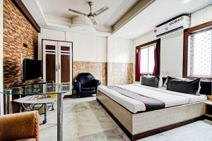 Hotel O Shree Krishna International