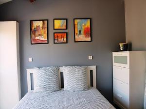 Villas Villa in Languedoc with Pool near Historic Cities : photos des chambres