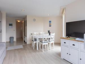 Peacefully located holiday home near the sea