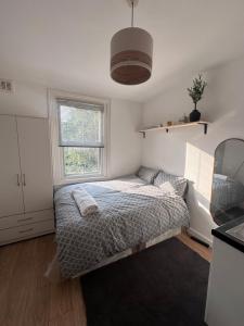 Cosy studio flat in London