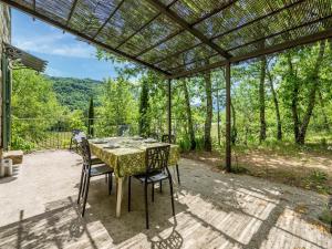 Holiday Home in Les Assions near Bois de Païolive