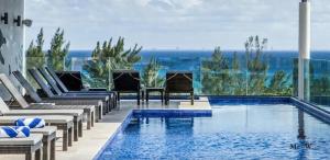 Private Pool Penthouse, Gym, 5-min 5th Av & Beach