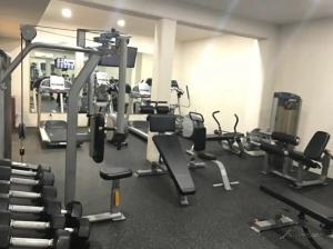 Private Pool Penthouse, Gym, 5-min 5th Av & Beach