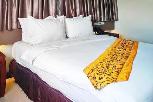 Panorama Summit Hotel