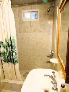 Las Rosas de Irene - Las Grutas