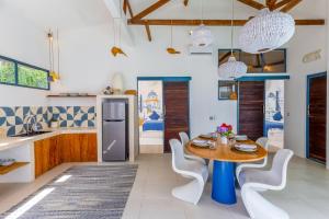 Santorini Suites by Pertama Management