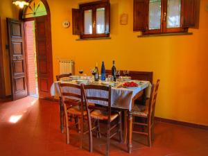 Attractive mansion with pool