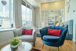 A Cozy & Comfy Studio in KLCC with KL Tower View
