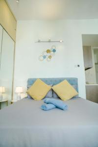 A Cozy & Comfy Studio in KLCC with KL Tower View