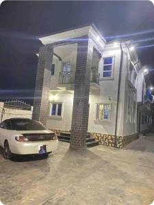 Divine Villa and Resort Guest House, Plot 5 Elu-Elu off Umuezeukwu Road, Oboro, Ikwuano LGA, Abia State
