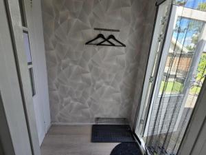 Home in the dancing forest