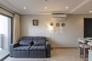 Brand new 1 BR apt minutes from the Airport