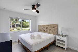 Modern Coastal Retreat