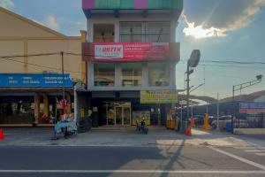 RedDoorz Syariah at Innap Guest House Alun Alun Sragen