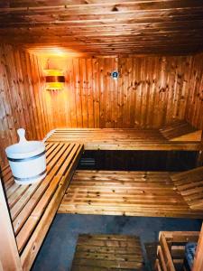 Landhaus-Villa, Sauna, private Garten