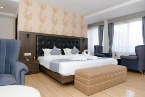 Maharaja The Royal Hotel